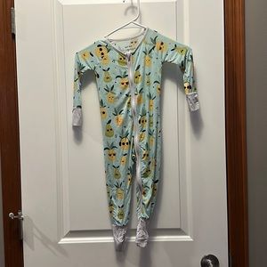 little sleepies pineapple zippy